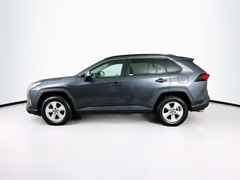 Used 2019 Toyota RAV4 XLE image 4