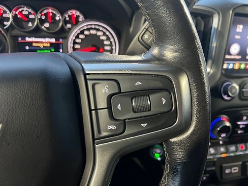 Used 2020 Chevrolet Silverado 1500 LT Trail Boss image 28