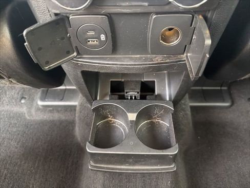 Used 2022 Ford Explorer XLT w/ Equipment Group 202A image 23