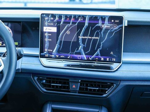 New 2026 Volkswagen Tiguan SE image 22