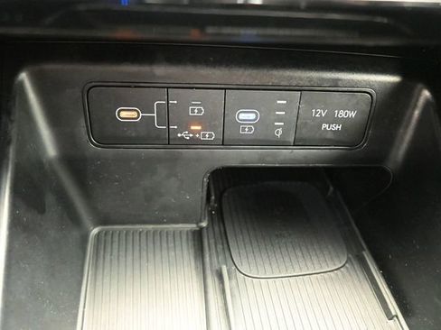 Used 2025 Hyundai Santa Cruz Limited AWD/4WD image 13