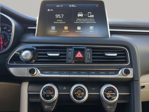 Used 2020 Genesis G70 2.0T image 49