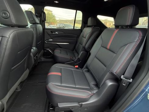 New 2026 Chevrolet Traverse RS w/ LPO, Floor Liner Package FWD image 20