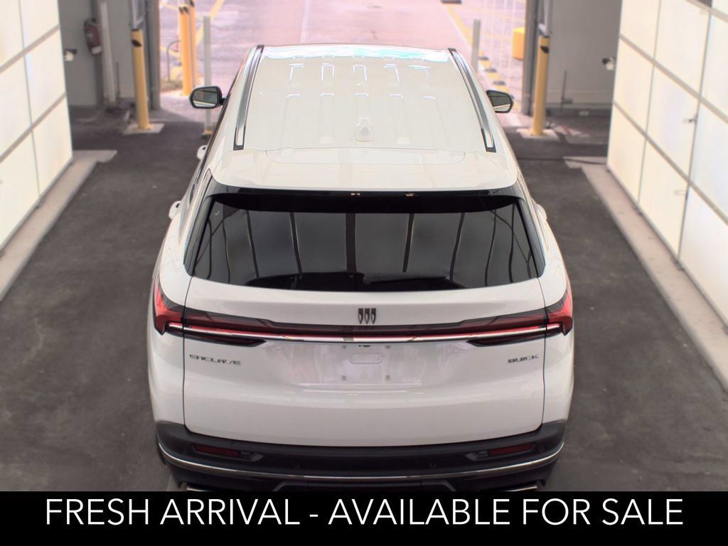 Used 2026 Buick Enclave Preferred w/ Power Package FWD image 7