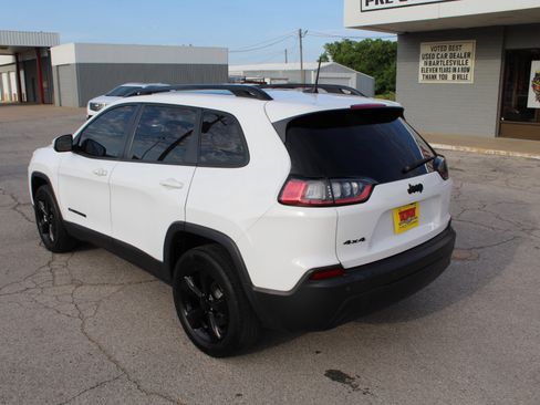 Used 2021 Jeep Cherokee Latitude Plus AWD/4WD image 51