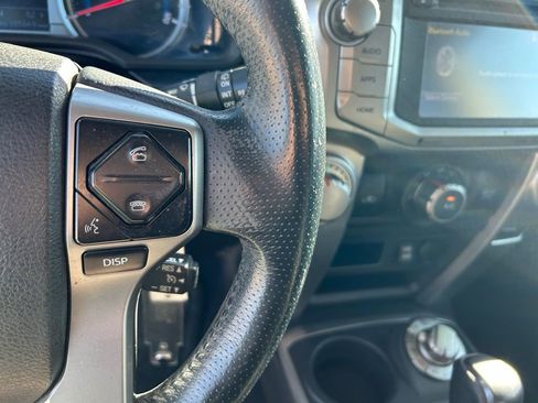 Used 2016 Toyota 4Runner SR5 AWD/4WD image 21