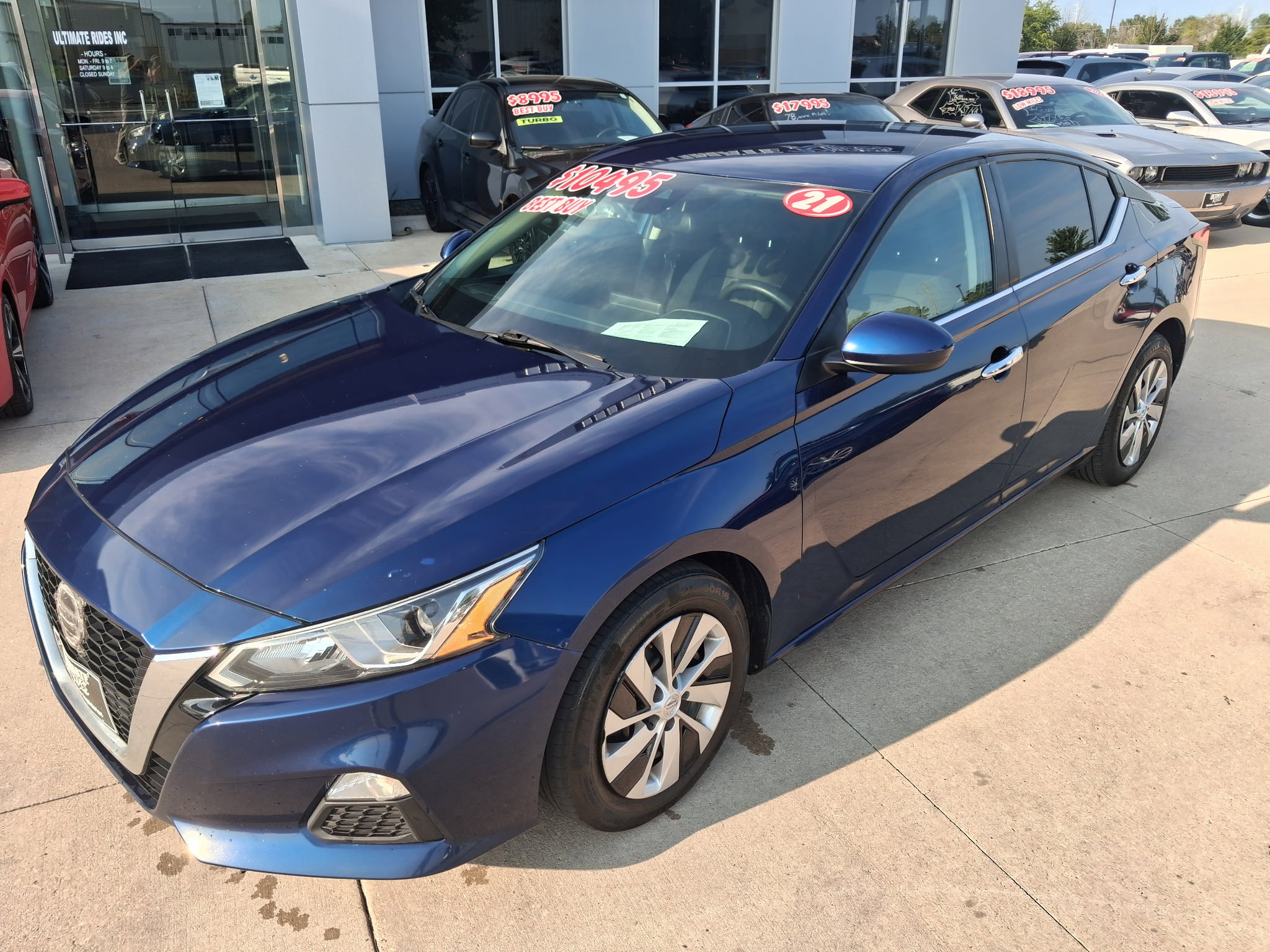 Used 2021 Nissan Altima 2.5 S w/ Driver Assist Package FWD image 1