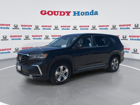 Certified 2024 Honda Pilot EX-L image 4
