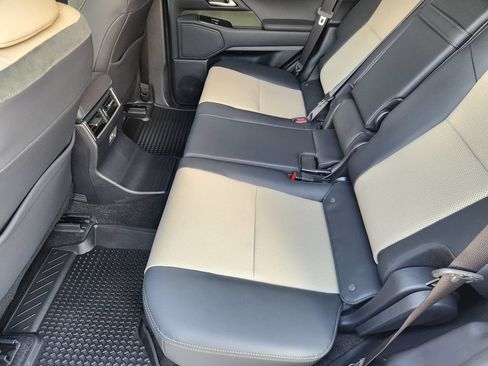 Certified 2024 Lexus GX 550 AWD/4WD image 30