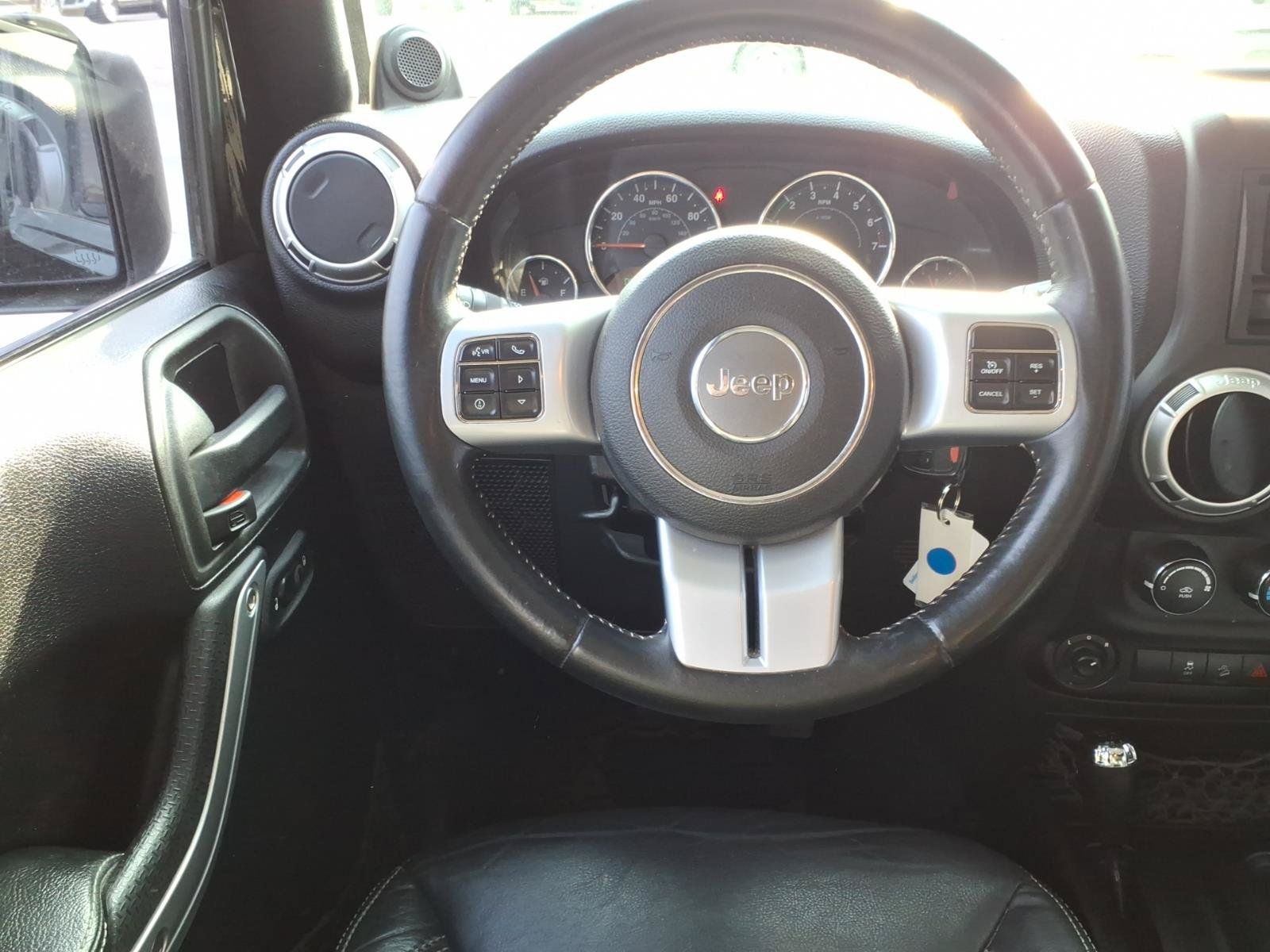 Used 2013 Jeep Wrangler Unlimited Sport AWD/4WD image 5
