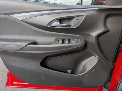 New 2026 Buick Envista Preferred w/ Advanced Safety Package FWD image 19