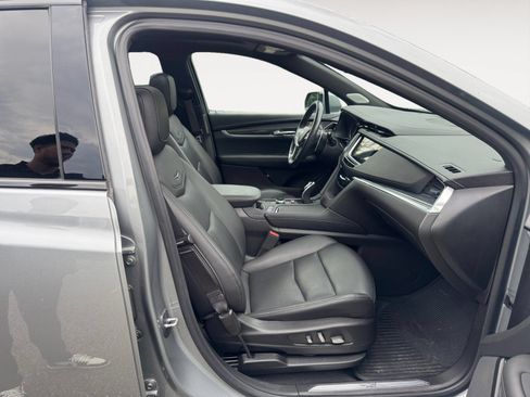 Used 2023 Cadillac XT5 Sportv AWD/4WD image 19