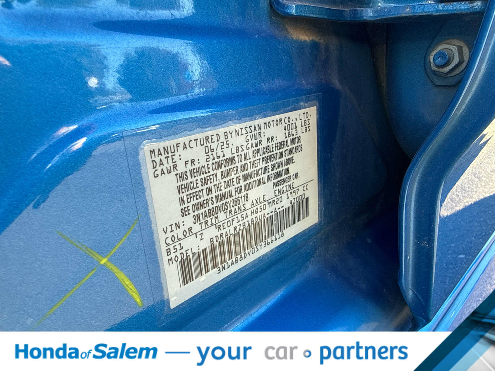 Used 2025 Nissan Sentra SR FWD image 21