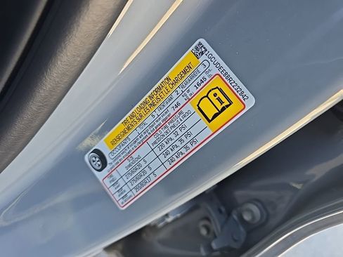 Used 2024 Chevrolet Silverado 1500 RST AWD/4WD image 11