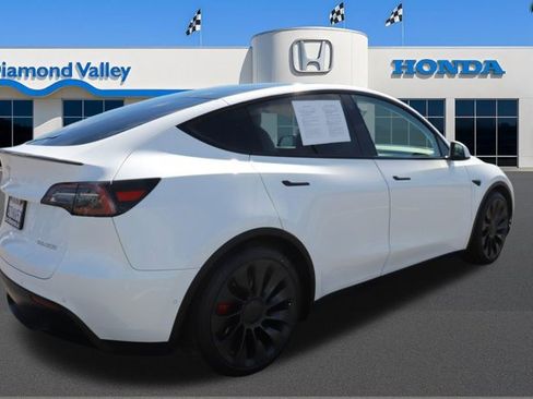 Used 2021 Tesla Model Y Performance image 7