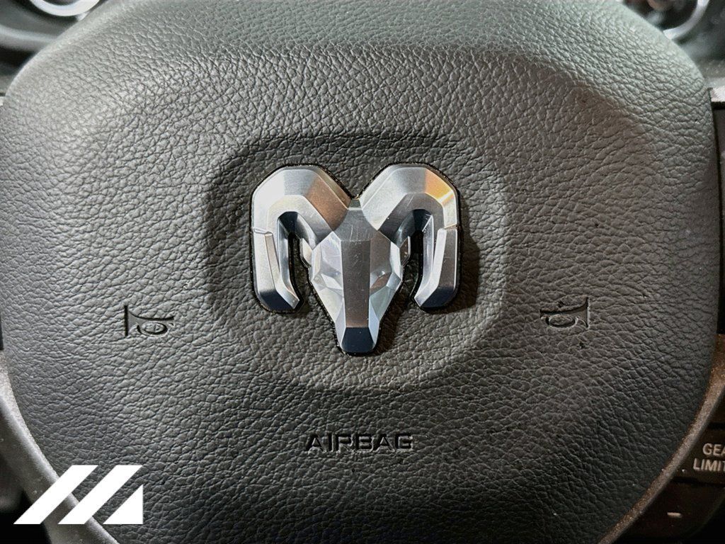 Used 2022 RAM 2500 Tradesman w/ Chrome Appearance Group AWD/4WD image 32