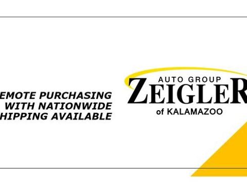 Used 2023 Jeep Grand Cherokee Laredo w/ Luxury Tech Group I image 3