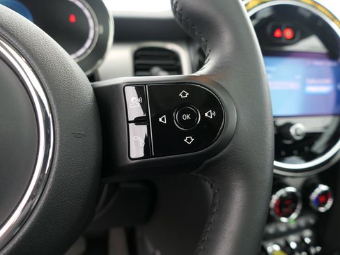 Used 2023 MINI Cooper SE image 18