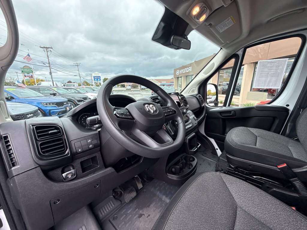Used 2025 RAM ProMaster 2500 w/ U-Haul Equipment Group FWD image 19