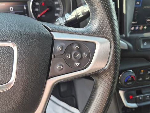 Used 2023 GMC Terrain SLE w/ Driver Convenience Package AWD/4WD image 19
