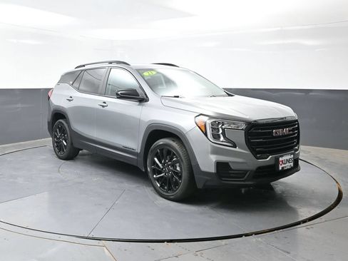 Used 2023 GMC Terrain SLE w/ Driver Convenience Package AWD/4WD image 6