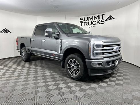 Used 2025 Ford F350 Platinum w/ Platinum Plus Package image 1