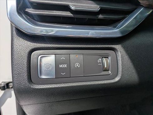 Used 2025 GMC Acadia Denali FWD image 37