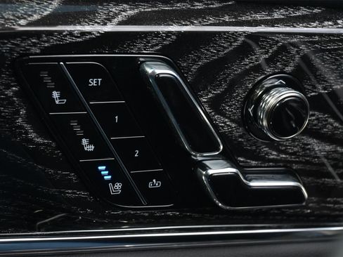 New 2026 Cadillac Escalade IQ Luxury 1 image 16