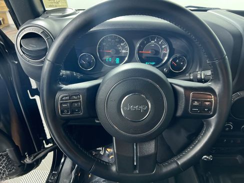 Used 2017 Jeep Wrangler Unlimited Sport image 15