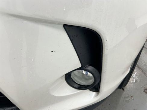 Used 2019 Toyota Highlander XLE image 31