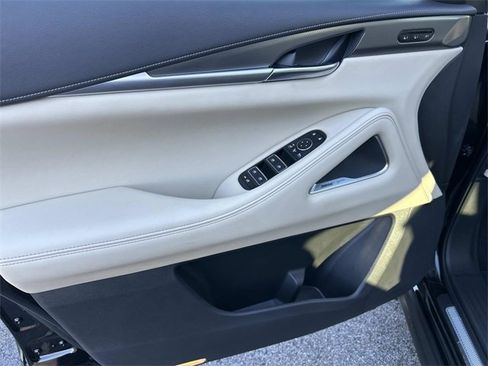 Used 2025 INFINITI QX60 Luxe w/ Cargo Package image 18