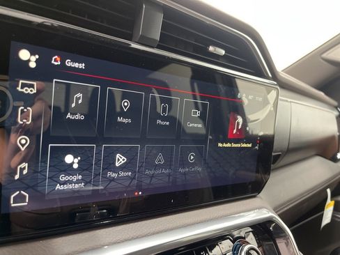 New 2026 GMC Sierra 2500 Denali w/ Denali Reserve Package image 15