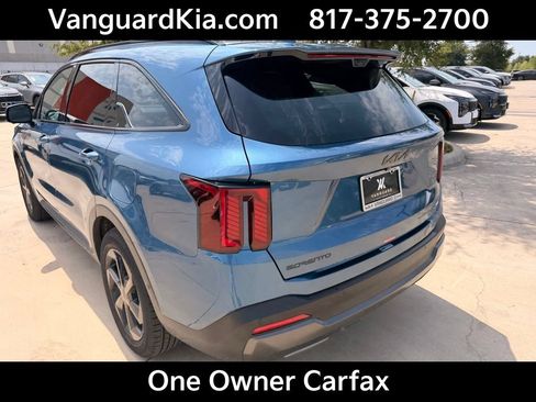 Used 2026 Kia Sorento SX Prestige AWD/4WD image 2