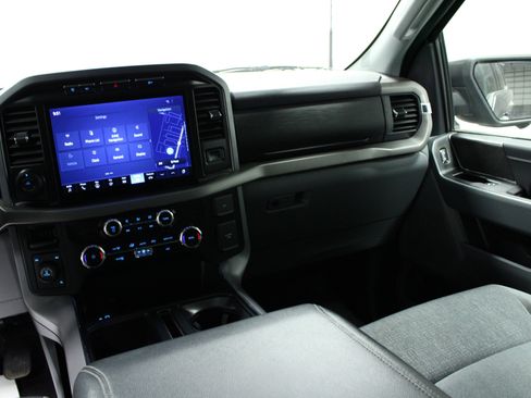 Used 2024 Ford F150 XLT w/ Mobile Office Package image 19