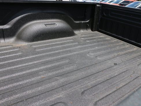 Used 2022 RAM 2500 Big Horn AWD/4WD image 20