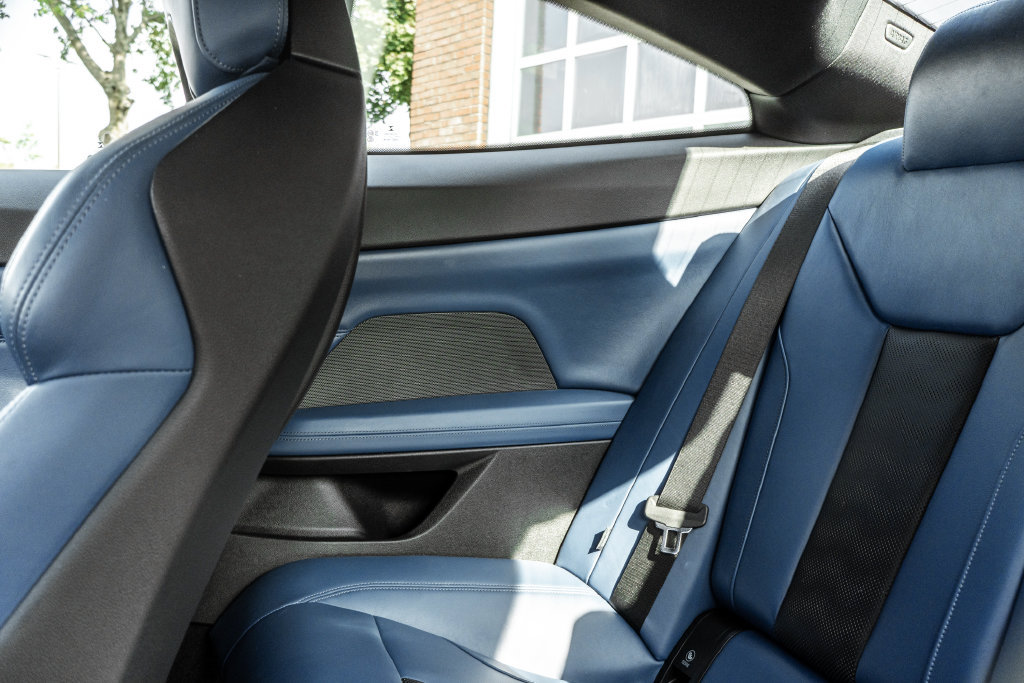 Used 2021 BMW M4 Coupe w/ Executive Package RWD image 30