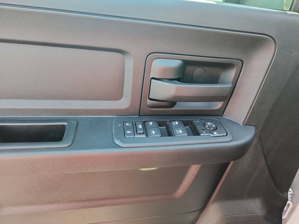 New 2026 RAM 5500 Tradesman AWD/4WD image 12
