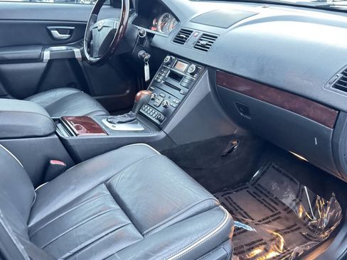 Used 2013 Volvo XC90 3.2 image 31