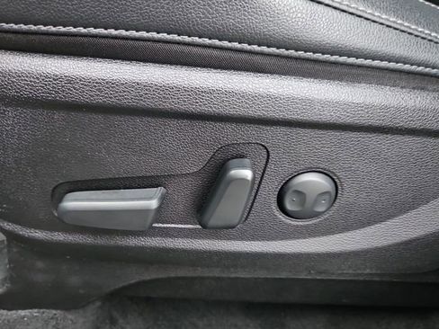 Used 2023 Kia Telluride EX image 12