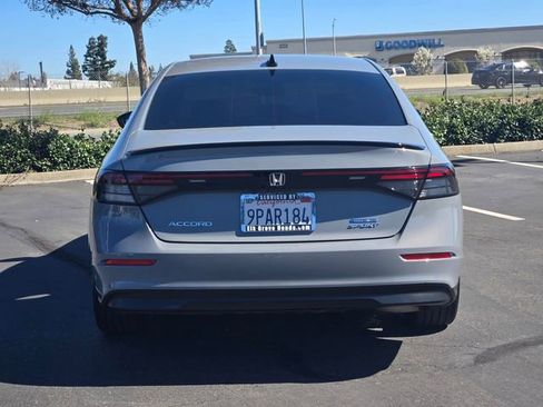 Used 2024 Honda Accord Sport image 5
