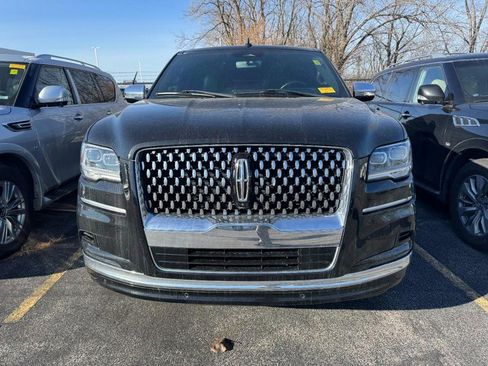 Used 2022 Lincoln Navigator L Black Label image 2