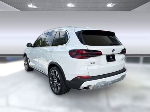 Used 2025 BMW X5 sDrive40i w/ Parking Assistance Package RWD image 3