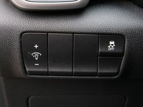 Used 2018 Kia Sportage LX AWD/4WD image 16