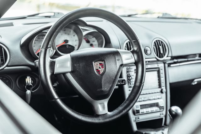 Used 2006 Porsche Cayman S RWD image 6