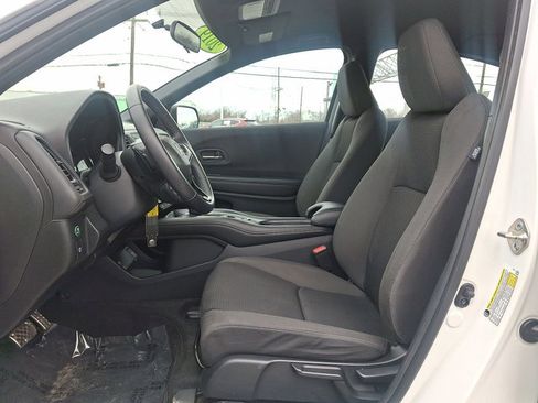 Used 2019 Honda HR-V Sport image 12