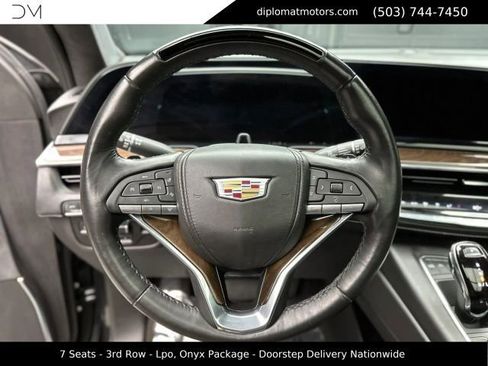 Used 2023 Cadillac Escalade ESV Sport Platinum w/ LPO, ONYX Package AWD/4WD image 33