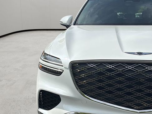 Certified 2026 Genesis GV70 2.5T AWD/4WD image 44