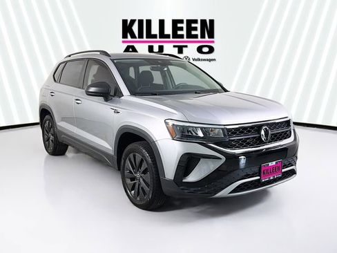 Used 2024 Volkswagen Taos S FWD image 1