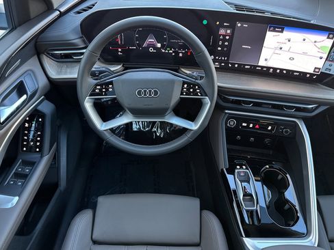 New 2025 Audi Q5 Premium Plus image 11