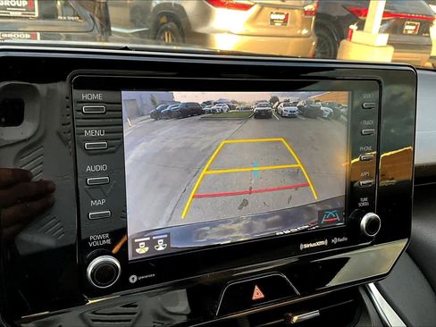 Used 2021 Toyota Venza XLE w/ Carpet Mat Package (TMS) image 24